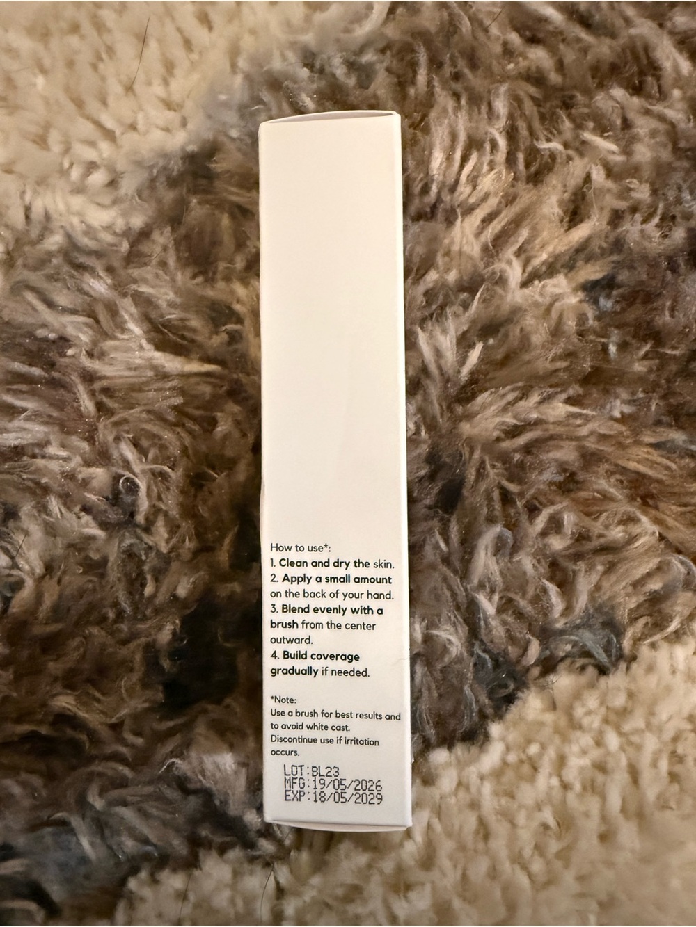 Luxe Color Changing Foundation - Picture 2 of 4